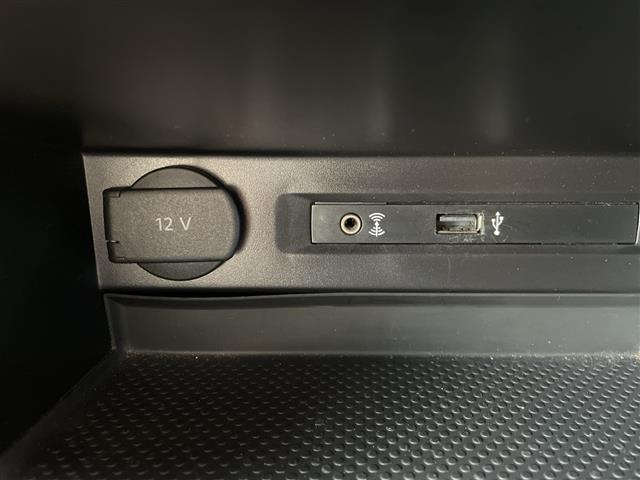 ティグアン TSI Rライン ワンオーナー・純正ナビ・アラウンドビューカメラ・フロントモニタリングシステム・アダプティブクルーズコントロール・ブラインドスポットモニター・LEDオートライト・積込夏タイヤ純正AWセット(9枚目)