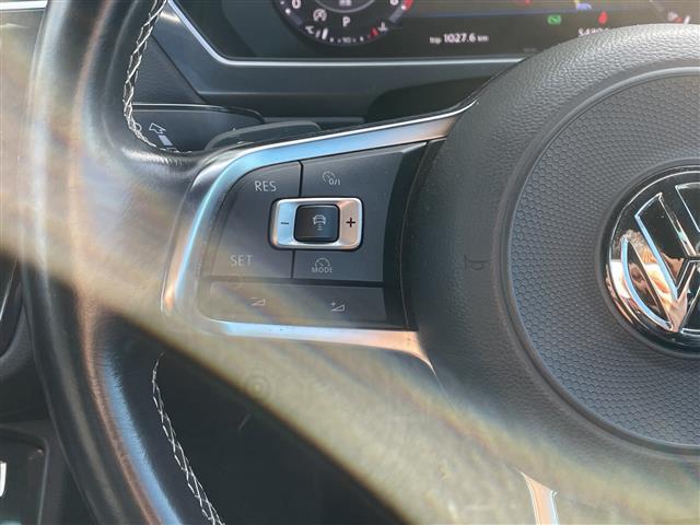 ティグアン TSI Rライン ワンオーナー・純正ナビ・アラウンドビューカメラ・フロントモニタリングシステム・アダプティブクルーズコントロール・ブラインドスポットモニター・LEDオートライト・積込夏タイヤ純正AWセット(17枚目)