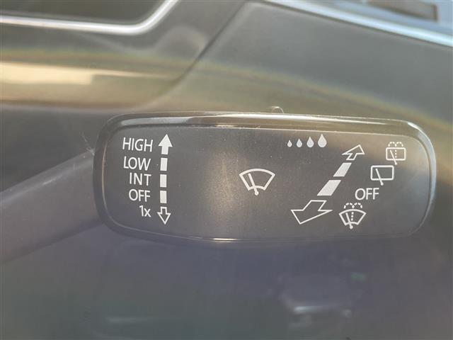 ティグアン TSI Rライン ワンオーナー・純正ナビ・アラウンドビューカメラ・フロントモニタリングシステム・アダプティブクルーズコントロール・ブラインドスポットモニター・LEDオートライト・積込夏タイヤ純正AWセット(19枚目)