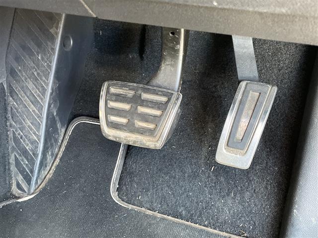 ティグアン TSI Rライン ワンオーナー・純正ナビ・アラウンドビューカメラ・フロントモニタリングシステム・アダプティブクルーズコントロール・ブラインドスポットモニター・LEDオートライト・積込夏タイヤ純正AWセット(28枚目)