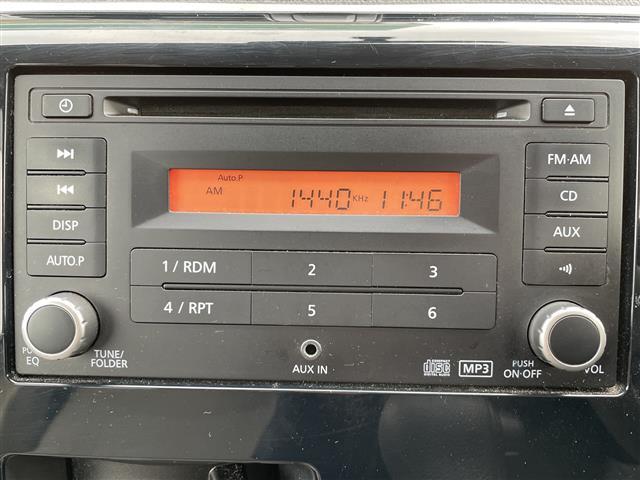 デイズ S 4WD・純正オーディオ・CD/AUX・社外エンジンスターター・シートヒーター・ベンチシート・ヘッドライトレベライザー・アイドリングストップ・電動格納ミラー・純正フロアマット・ドアバイザー(2枚目)