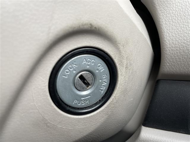 デイズ S 4WD・純正オーディオ・CD/AUX・社外エンジンスターター・シートヒーター・ベンチシート・ヘッドライトレベライザー・アイドリングストップ・電動格納ミラー・純正フロアマット・ドアバイザー(4枚目)