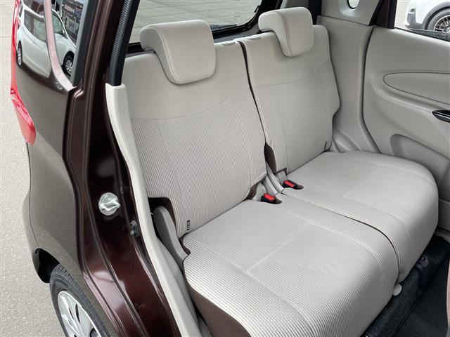 デイズ S 4WD・純正オーディオ・CD/AUX・社外エンジンスターター・シートヒーター・ベンチシート・ヘッドライトレベライザー・アイドリングストップ・電動格納ミラー・純正フロアマット・ドアバイザー(9枚目)