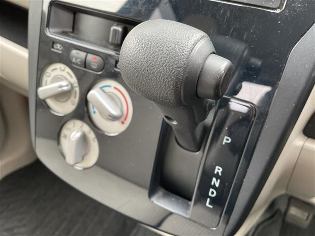 デイズ S 4WD・純正オーディオ・CD/AUX・社外エンジンスターター・シートヒーター・ベンチシート・ヘッドライトレベライザー・アイドリングストップ・電動格納ミラー・純正フロアマット・ドアバイザー(20枚目)