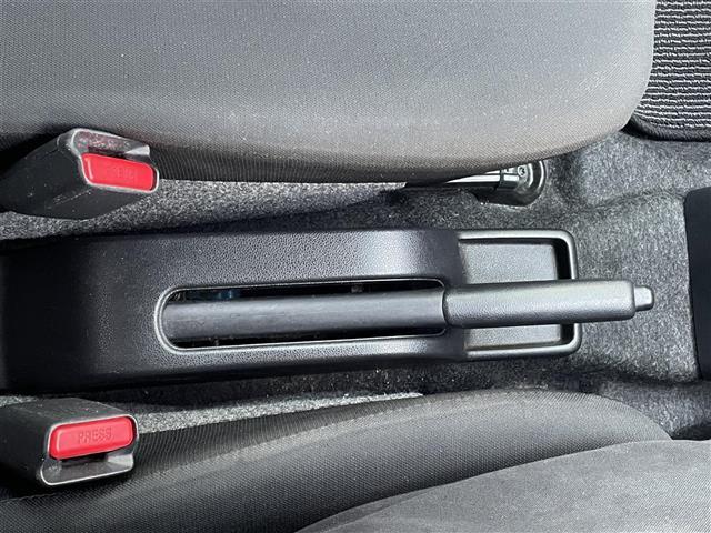 ミライース Ｘ　ＳＡＩＩＩ　４ＷＤ・純正オーディオ・ＣＤ／ＡＵＸ・スマートアシストＩＩＩ・レーンキープアシスト・オートマチックハイビーム・横滑り防止装置・ＬＥＤヘッドライト・ＥＴＣ・純正エンジンスターター・純正フロアマット（19枚目）