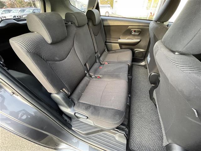 プリウスアルファ Ｓ　Ｌセレクション　・社外メモリナビ・ＣＤ／ＤＶＤ／ＵＳＢ／ＳＤ／ワンセグ／ラジオ・バックカメラ・前後ドライブレコーダー・ビルトインＥＴＣ・ステアリングスイッチ・カーテンＡＢ・フォグランプ・電動格納ウィンカーミラー（12枚目）