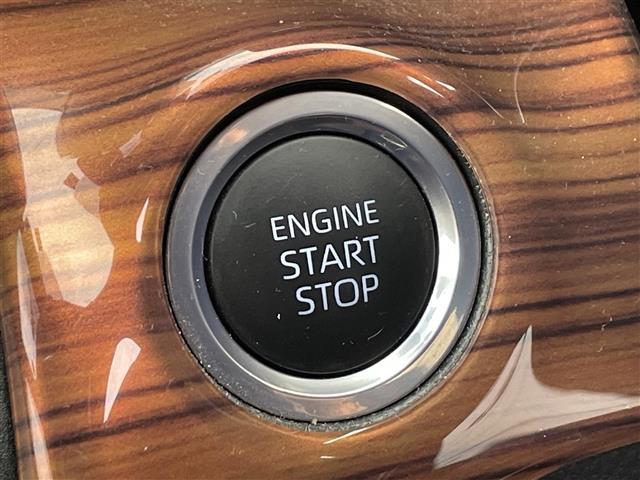 ヤリスクロス Ｚ　・プリクラッシュ・純正ディスプレイオーディオ・ＵＳＢ／ＢＴ／ＡｎｄｒｏｉｄＡｕｔｏ／ＡｐｐｌｅＣａｒＰｌａｙ／ラジオ・アラウンドビュー・横滑り防止装置・レーンキープアシスト・レーダークルーズ（6枚目）