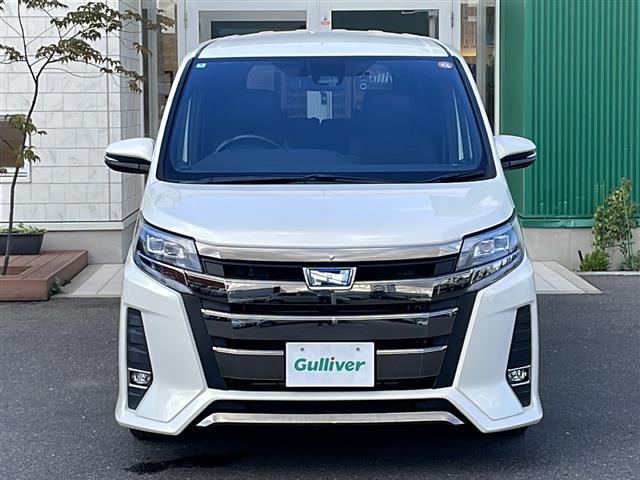 ノア ハイブリッドＳｉ　ダブルバイビー　寒冷地仕様　社外１０型ナビ　フリップダウンモニター　フルセグ　バックカメラ　両側パワースライドドア　前後ドラレコ　合皮コンビシート　前席シートヒーター　セーフティセンス　ＬＥＤライト・フォグ　１６ＡＷ（32枚目）