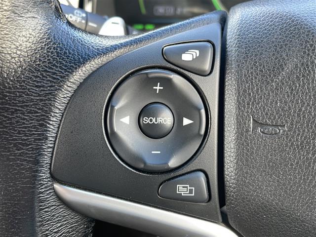 シャトル ハイブリッドＸ　ホンダセンシング　４ＷＤ　純正ＳＤナビ　フルセグＴＶ　バックカメラ　合皮コンビシート　前席シートヒーター　純正エンスタ　パドルシフト　前方ドラレコ　衝突軽減ブレーキ　追従クルコン　ＬＥＤヘッドライト・フォグ　夏冬タイヤ（17枚目）