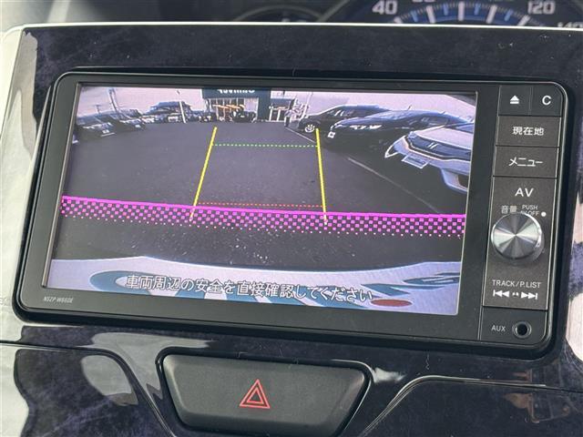 タント カスタムＲＳ　トップエディションＳＡＩＩ　ターボ　純正ＳＤナビ・フルセグＴＶ　バックカメラ　両側パワースライドドア　衝突軽減ブレーキ　横滑り防止装置　合皮コンビシート　純正ドライブレコーダー　ＥＴＣ　ＬＥＤヘッドライト　ＬＥＤフォグランプ（4枚目）