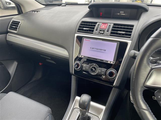 レヴォーグ １．６ＧＴ－Ｓアイサイト　４ＷＤ　メモリナビ　フルセグ　バックカメラ　前席パワーシート　ＥＴＣ　衝突軽減ブレーキ　アクティブレーンキープ　追従クルーズコントロール　ＬＥＤヘッドライト　フォグランプ　純正１８インチＡＷ（3枚目）