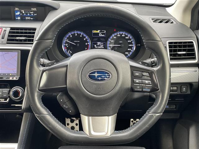 レヴォーグ １．６ＧＴ－Ｓアイサイト　４ＷＤ　メモリナビ　フルセグ　バックカメラ　前席パワーシート　ＥＴＣ　衝突軽減ブレーキ　アクティブレーンキープ　追従クルーズコントロール　ＬＥＤヘッドライト　フォグランプ　純正１８インチＡＷ（12枚目）
