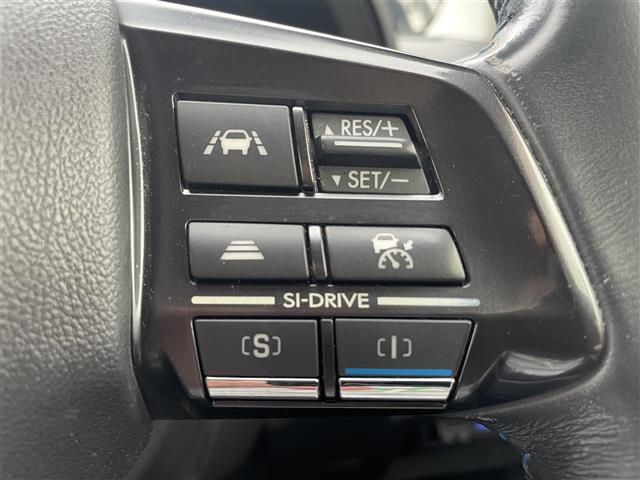 レヴォーグ １．６ＧＴ－Ｓアイサイト　４ＷＤ　メモリナビ　フルセグ　バックカメラ　前席パワーシート　ＥＴＣ　衝突軽減ブレーキ　アクティブレーンキープ　追従クルーズコントロール　ＬＥＤヘッドライト　フォグランプ　純正１８インチＡＷ（13枚目）