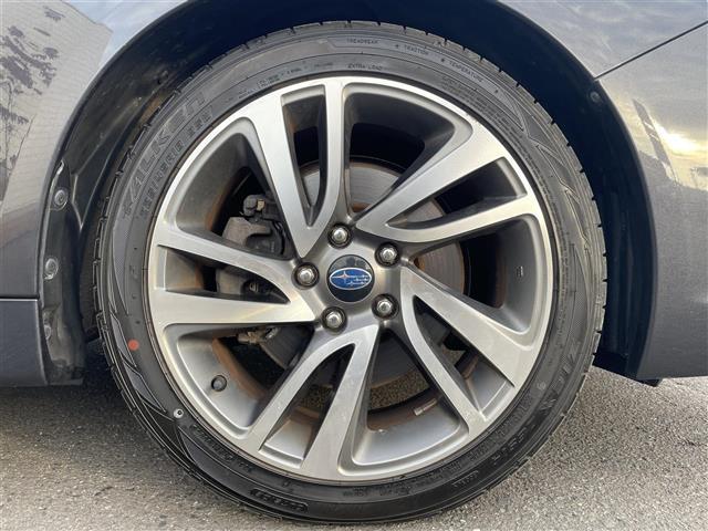 レヴォーグ １．６ＧＴ－Ｓアイサイト　４ＷＤ　メモリナビ　フルセグ　バックカメラ　前席パワーシート　ＥＴＣ　衝突軽減ブレーキ　アクティブレーンキープ　追従クルーズコントロール　ＬＥＤヘッドライト　フォグランプ　純正１８インチＡＷ（41枚目）