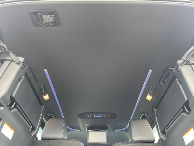 アルファード ２．５Ｓ　タイプゴールド　４ＷＤ　寒冷地仕様　純正９型Ｄオーディオ　Ｂカメラ　ＣＤ／ＤＶＤ　１２．１型フリップダウンモニター　両側パワースライドドア　パワーバックドア　セーフティセンス　合皮コンビシート　３眼ＬＥＤヘッドランプ（29枚目）