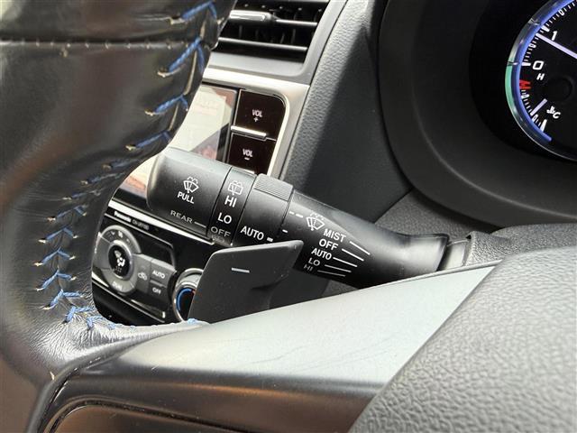レヴォーグ １．６ＧＴ－Ｓアイサイト　アドバンスドセイフティパッケージ　４ＷＤ　純正ナビ　フルセグ　サイドバックカメラ　黒革シート　前席パワーシート・シートヒーター　ビルトインＥＴＣ　ＬＥＤヘッドライト　純正１８ＡＷ　ＳＴｉアンダーエアロ（16枚目）