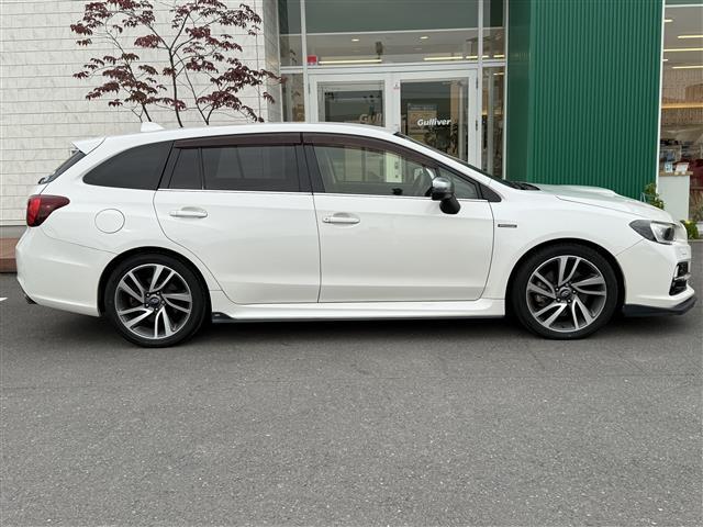 レヴォーグ １．６ＧＴ－Ｓアイサイト　アドバンスドセイフティパッケージ　４ＷＤ　純正ナビ　フルセグ　サイドバックカメラ　黒革シート　前席パワーシート・シートヒーター　ビルトインＥＴＣ　ＬＥＤヘッドライト　純正１８ＡＷ　ＳＴｉアンダーエアロ（38枚目）