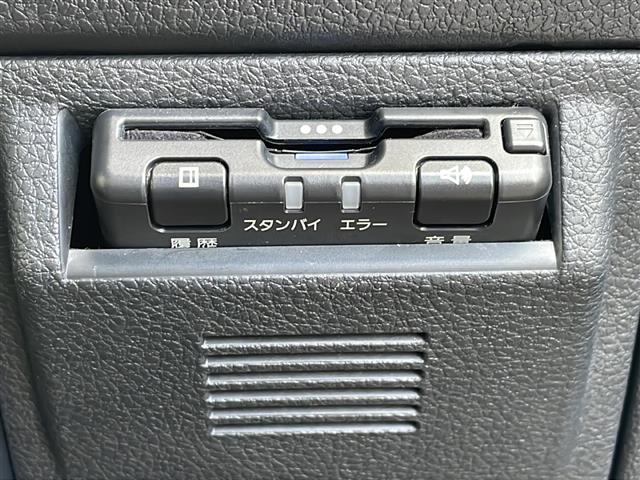 レヴォーグ １．６ＧＴ－Ｓアイサイト　アドバンスドセイフティパッケージ　４ＷＤ　純正ナビ　フルセグ　サイド・バックカメラ　前席パワーシート　前後ドラレコ　衝突軽減ブレーキ　追従クルコン　レーンキープ　ハイビームアシスト　ＬＥＤライト（10枚目）