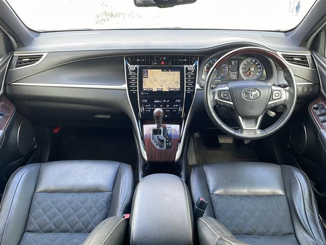 ハリアー プレミアム　４ＷＤ　ＪＢＬプレミアムサウンド　メーカーナビ　フルセグ　バックカメラ　合皮コンビシート　運転席パワーシート　パワーバックドア　クルーズコントロール　レーンディパーチャーアラート　オートハイビーム（2枚目）