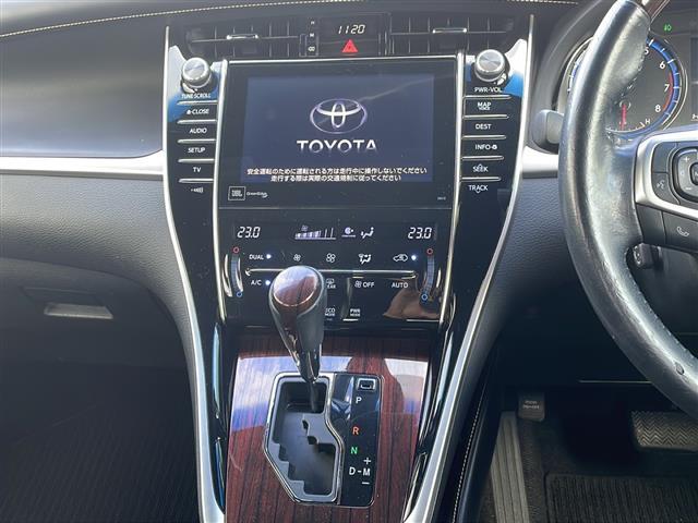 ハリアー プレミアム　４ＷＤ　ＪＢＬプレミアムサウンド　メーカーナビ　フルセグ　バックカメラ　合皮コンビシート　運転席パワーシート　パワーバックドア　クルーズコントロール　レーンディパーチャーアラート　オートハイビーム（3枚目）