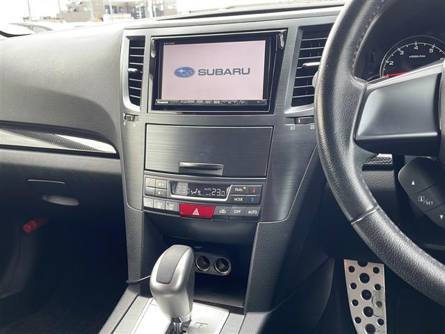 レガシィツーリングワゴン ２．５ｉアイサイト　Ｓパッケージ　４ＷＤ　純正ナビ　フルセグ　バックカメラ　合皮コンビシート　前席パワーシート　パドルシフト　衝突軽減ブレーキ　追従クルーズコントロール　レーンキープ　ビルトインＥＴＣ　ＨＩＤライト　純正１８ＡＷ（3枚目）