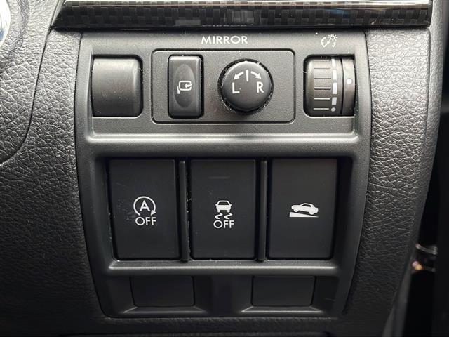 レガシィツーリングワゴン ２．５ｉアイサイト　Ｓパッケージ　４ＷＤ　純正ナビ　フルセグ　バックカメラ　合皮コンビシート　前席パワーシート　パドルシフト　衝突軽減ブレーキ　追従クルーズコントロール　レーンキープ　ビルトインＥＴＣ　ＨＩＤライト　純正１８ＡＷ（8枚目）