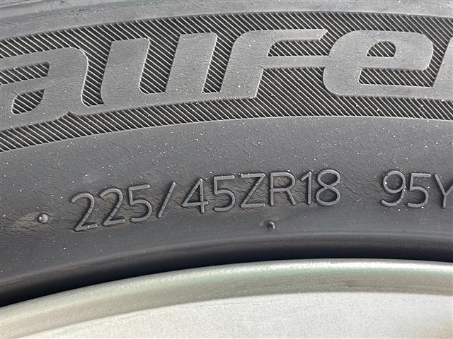 レガシィツーリングワゴン ２．５ｉアイサイト　Ｓパッケージ　４ＷＤ　純正ナビ　フルセグ　バックカメラ　合皮コンビシート　前席パワーシート　パドルシフト　衝突軽減ブレーキ　追従クルーズコントロール　レーンキープ　ビルトインＥＴＣ　ＨＩＤライト　純正１８ＡＷ（42枚目）
