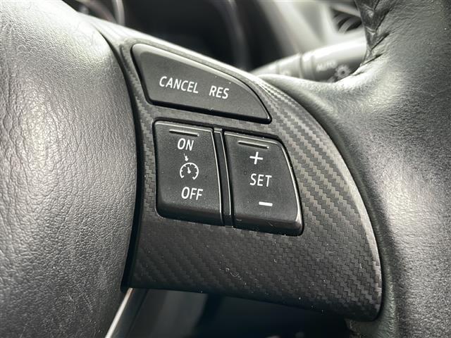 デミオ ＸＤブラックレザーリミテッド　４ＷＤ　セーフティパッケージ　純正ナビ　フルセグ　ハーフレザーシート　前席シートヒーター　ヘッドアップディスプレイ　衝突軽減ブレーキ　クルコン　ＢＳＭ　ハイビームコントロール　社外車高調・マフラー（11枚目）
