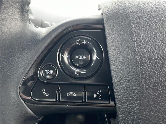 プリウスＰＨＶ Ａナビパッケージ　寒冷地仕様　Ｔコネクトナビ　フルセグ　パノラミックビューモニター　運転席パワーシート　前席シートヒーター　ハンドルヒーター　ヘッドアップディスプレイ　セーフティセンス　ＴＲＤフロントスポイラー（17枚目）