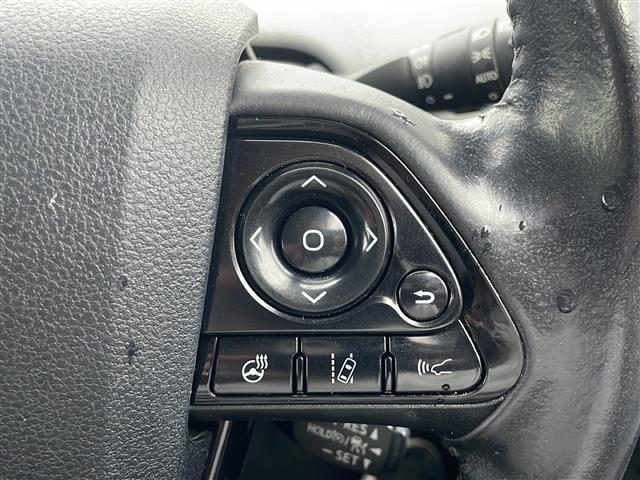 プリウスＰＨＶ Ａナビパッケージ　寒冷地仕様　Ｔコネクトナビ　フルセグ　パノラミックビューモニター　運転席パワーシート　前席シートヒーター　ハンドルヒーター　ヘッドアップディスプレイ　セーフティセンス　ＴＲＤフロントスポイラー（18枚目）