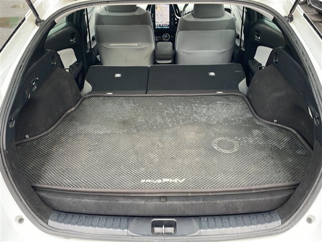 プリウスＰＨＶ Ａナビパッケージ　寒冷地仕様　Ｔコネクトナビ　フルセグ　パノラミックビューモニター　運転席パワーシート　前席シートヒーター　ハンドルヒーター　ヘッドアップディスプレイ　セーフティセンス　ＴＲＤフロントスポイラー（31枚目）