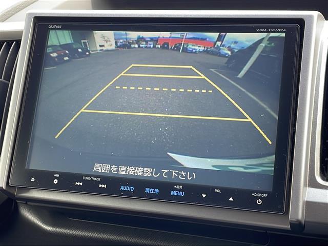 ステップワゴンスパーダ Ｚ　４ＷＤ　純正９インチナビ　フルセグＴＶ　バックカメラ　両側パワースライドドア　クルーズコントロール　ワイパーデアイサー　前後ドライブレコーダー　純正エンジンスターター　ビルトインＥＴＣ　ＨＩＤライト（4枚目）