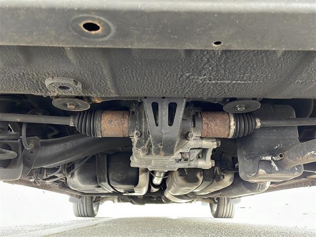 オデッセイ アブソルート　４ＷＤ　純正メモリナビ　フルセグ　バックカメラ　ハーフレザーシート　左パワースライドドア　あんしんパッケージ　衝突軽減ブレーキ　クルーズコントロール　純正エンジンスターター　ＬＥＤライト　純正１７ＡＷ（43枚目）