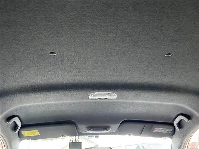 インプレッサ WRX STi 4WD ターボ 社外オーディオ ETC 前後ドライブレコーダー ハーフレザーシート 運転席パワーシート HIDライト フォグ プッシュスタート スマートキー 純正フロアマット OP純正18インチAW(27枚目)