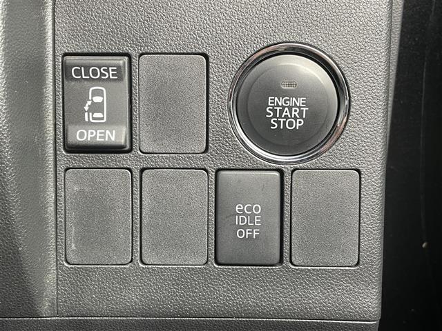 タント カスタムX 4WD 社外オーディオ AUX 片側パワースライドドア オートライト LEDヘッドライト フォグランプ 社外14インチアルミ プッシュスタート スマートキー リアロールサンシェード 純正ラバーマット(6枚目)