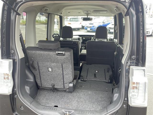 タント カスタムX 4WD 社外オーディオ AUX 片側パワースライドドア オートライト LEDヘッドライト フォグランプ 社外14インチアルミ プッシュスタート スマートキー リアロールサンシェード 純正ラバーマット(24枚目)
