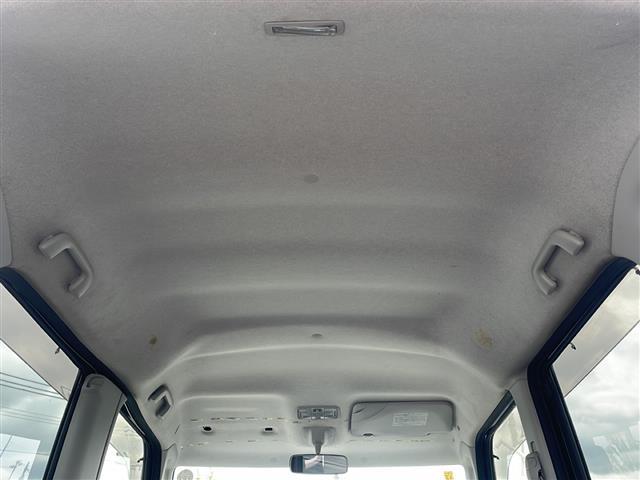 タント カスタムX 4WD 社外オーディオ AUX 片側パワースライドドア オートライト LEDヘッドライト フォグランプ 社外14インチアルミ プッシュスタート スマートキー リアロールサンシェード 純正ラバーマット(27枚目)