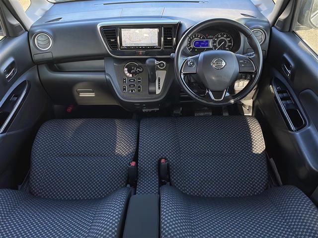 デイズルークス ライダー 4WD SDナビ フルセグTV アラウンドビューモニター 両側パワースライドドア 前方ドラレコ エマージェンシーブレーキ クルーズコントロール 運転席シートヒーター ETC LEDライト 純正15AW(2枚目)