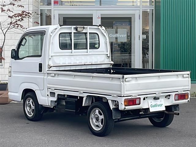 アクティトラック ＳＤＸ　４ＷＤ　５速マニュアル　ワンオーナー　エアコン　純正ラジオ　ガードパイプ付鳥居　荷台ランプ　荷台純正保護カバー　社外１２インチアルミ　パワーステアリング　運転席エアバッグ（31枚目）