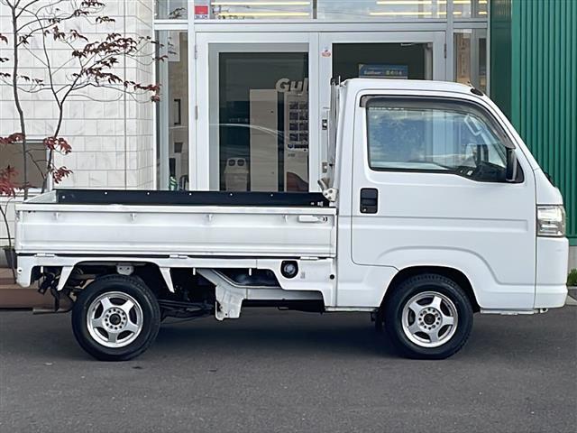 アクティトラック ＳＤＸ　４ＷＤ　５速マニュアル　ワンオーナー　エアコン　純正ラジオ　ガードパイプ付鳥居　荷台ランプ　荷台純正保護カバー　社外１２インチアルミ　パワーステアリング　運転席エアバッグ（33枚目）