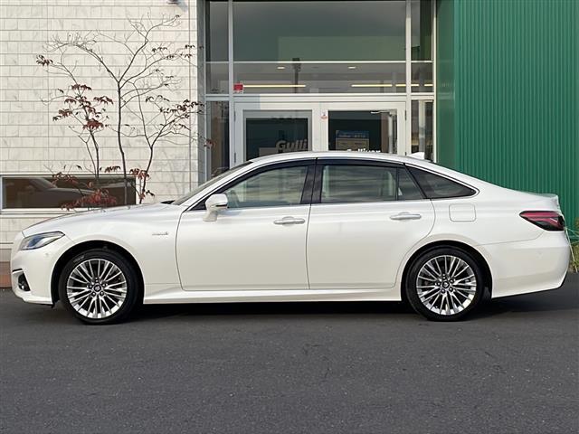 クラウンハイブリッド S Four エレガンススタイル 4WD セーフティPKGプラス 純正ナビ フルセグ パノラミックビューモニター 前後ドラレコ 純正エンジンスターター 合皮コンビシート 前席シートヒーター ハンドルヒーター セーフティセンス LED(37枚目)