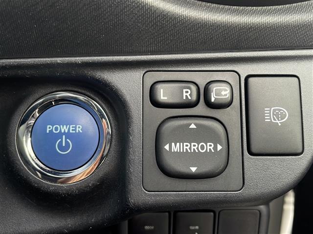 アクア S 寒冷地仕様 SDナビ フルセグ バックカメラ スマートキー プッシュスタート ワイパーデアイサー オートライト ブラック加飾LEDヘッドランプ フォグランプ ヘッドランプクリーナー 社外15インチAW(9枚目)