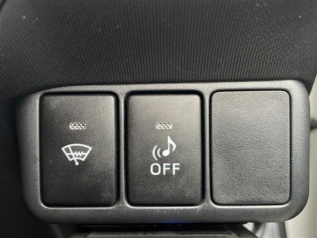 アクア S 寒冷地仕様 SDナビ フルセグ バックカメラ スマートキー プッシュスタート ワイパーデアイサー オートライト ブラック加飾LEDヘッドランプ フォグランプ ヘッドランプクリーナー 社外15インチAW(11枚目)