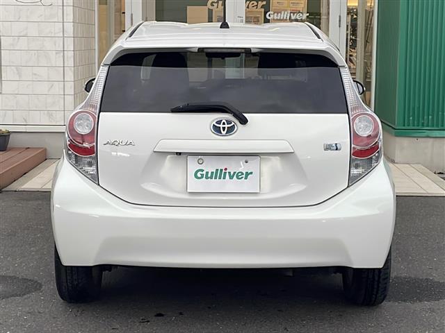 アクア S 寒冷地仕様 SDナビ フルセグ バックカメラ スマートキー プッシュスタート ワイパーデアイサー オートライト ブラック加飾LEDヘッドランプ フォグランプ ヘッドランプクリーナー 社外15インチAW(36枚目)