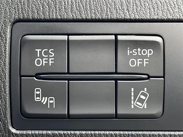 気になる車はすぐにお問い合わせください！画面右側の００６６から始まる無料ダイヤルからお問い合わせ下さい！専門スタッフがお車のご質問にお答えいたします！