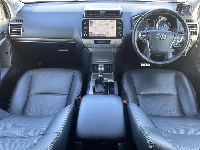 ランドクルーザープラド TX Lパッケージ 4WD 寒冷地仕様 メーカーナビ フルセグ パノラミックビューモニター 黒レザーシート 前席エアシート・ヒーター 3列目電動格納 セーフティセンス クリアランスソナー デアイサー バッテリー2個(2枚目)