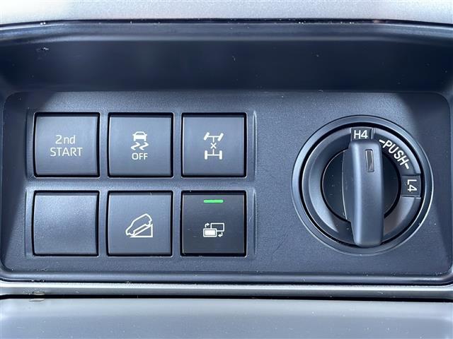 ランドクルーザープラド TX Lパッケージ 4WD 寒冷地仕様 メーカーナビ フルセグ パノラミックビューモニター 黒レザーシート 前席エアシート・ヒーター 3列目電動格納 セーフティセンス クリアランスソナー デアイサー バッテリー2個(8枚目)