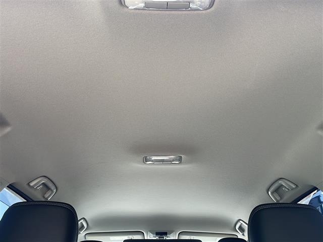 ランドクルーザープラド TX Lパッケージ 4WD 寒冷地仕様 メーカーナビ フルセグ パノラミックビューモニター 黒レザーシート 前席エアシート・ヒーター 3列目電動格納 セーフティセンス クリアランスソナー デアイサー バッテリー2個(33枚目)