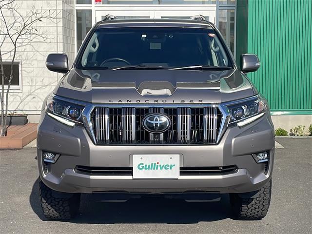 ランドクルーザープラド TX Lパッケージ 4WD 寒冷地仕様 メーカーナビ フルセグ パノラミックビューモニター 黒レザーシート 前席エアシート・ヒーター 3列目電動格納 セーフティセンス クリアランスソナー デアイサー バッテリー2個(35枚目)