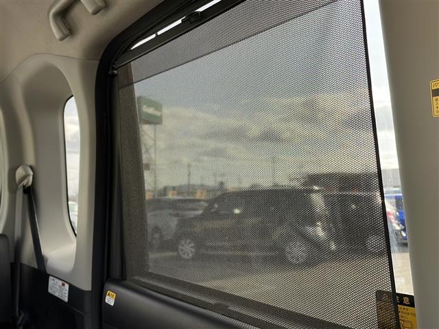 タント カスタムX 4WD 片側パワースライドドア LEDヘッドライト オートライト フォグランプ ベンチシート 純正エンジンスターター アイドリングストップ 社外AW プッシュスタート スマートキー ドアバイザー(10枚目)